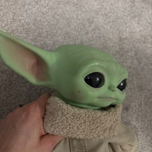 Yoda Toy - Picture 3 of 10